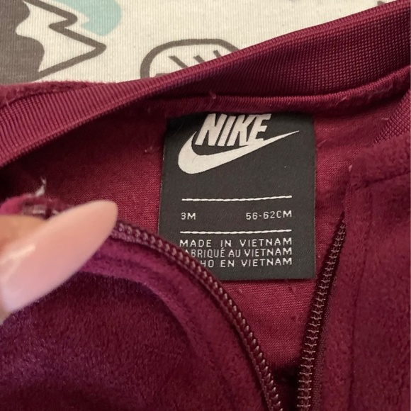 Nike infant sweatsuit - Picture 2 of 4